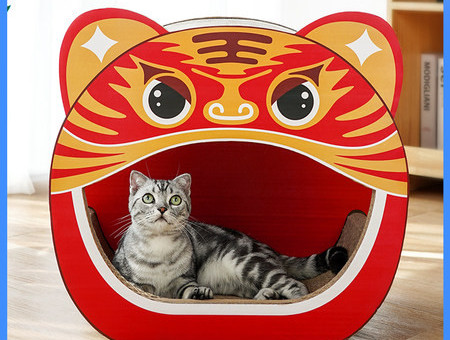 Ogrebotina u obliku mačje glave od valovitog papira