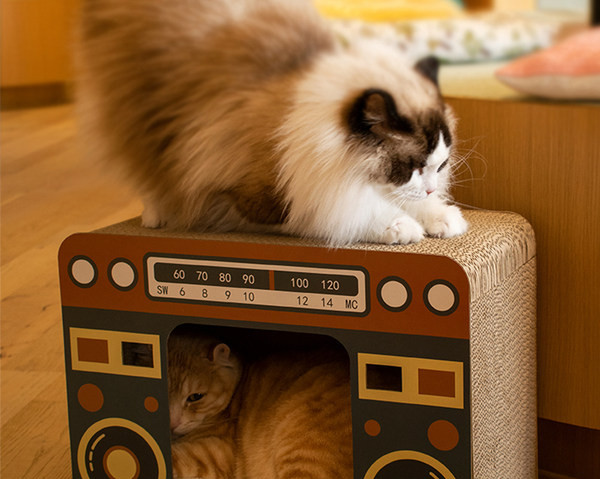 Kućica za mačke sa grebalicom - više modela