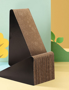 Coloana de zgariat pisici din hartie ondulata