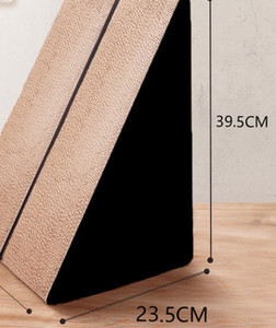 Lainepaberist vertikaalne kritseldus kassidele