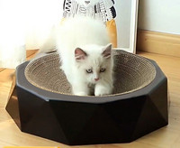 Zgârietură pentru pisici în formă rotundă de hârtie ondulată