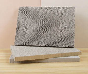 Lainepaberist ristkülikukujuline kassikraabits