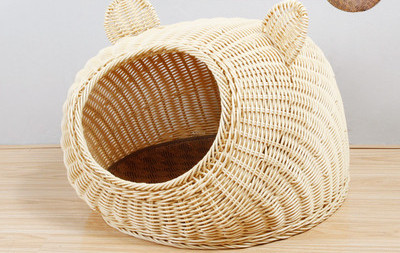 Kootud kassimaja koos kritseldusega