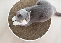 Scarlet pentru pisici din hartie ondulata in forma rotunda