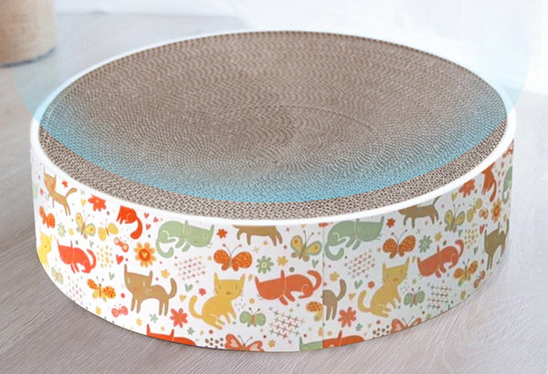 Scarlet pentru pisici din hartie ondulata in forma rotunda