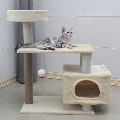 Γάτα αναρριχώμενο δέντρο σε διαφορετικά μοντέλα