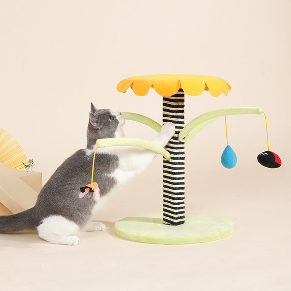 Zgarietor vertical din lemn pentru pisici