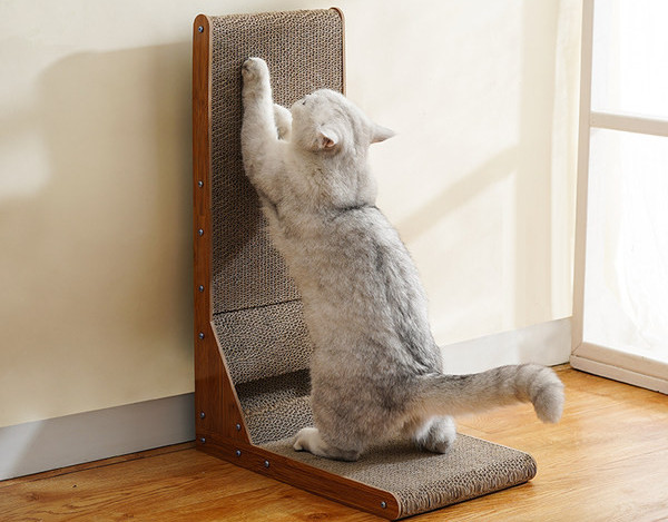 Κυματοειδές χαρτόνι για ξύσιμο γατών