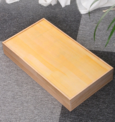 Zgarietor dreptunghiular pentru pisici din lemn si carton