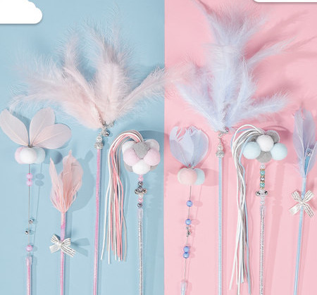 Kačių meškerės žaislas – keli modeliai