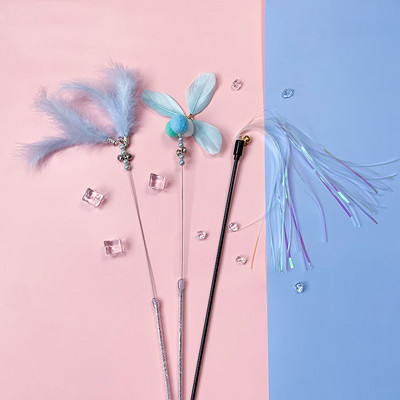 Mänguõng udusulgedega kassidele