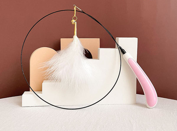 Mänguõng udusulgedega kassidele