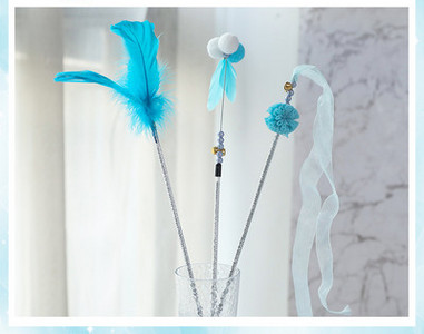 Διασκεδαστικό παιχνίδι γάτας με φτερά - ένα σετ τριών ή περισσότερων τεμαχίων