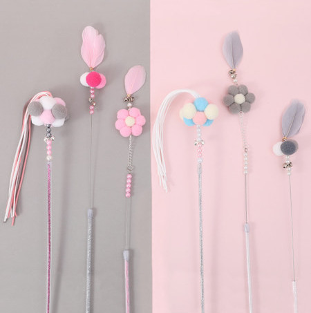 Undiță jucărie cu pandantiv pentru pisici