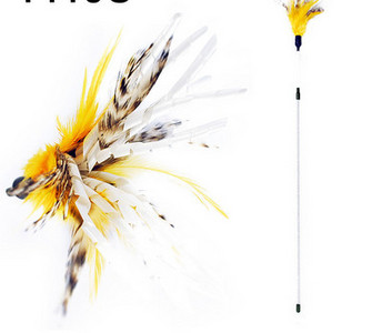 Kassi mängupulk sulgedega