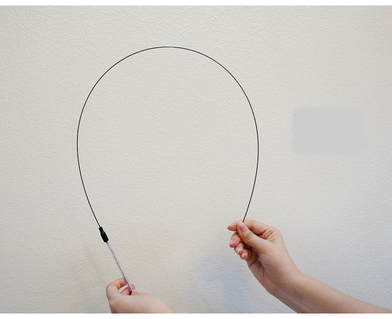 Erinevate ripatsidega mänguasi kassidele