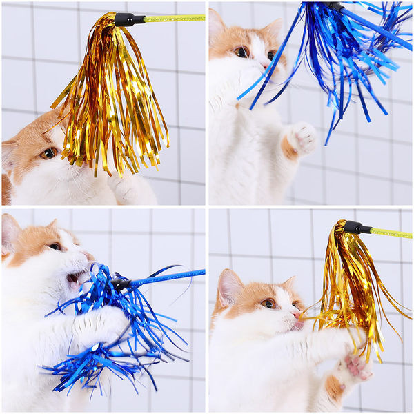 Παιχνίδι γάτας με γυαλιστερό κρόσσι σε ραβδί