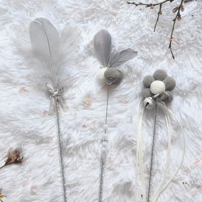 Jucărie pisică cu pene - mai multe modele