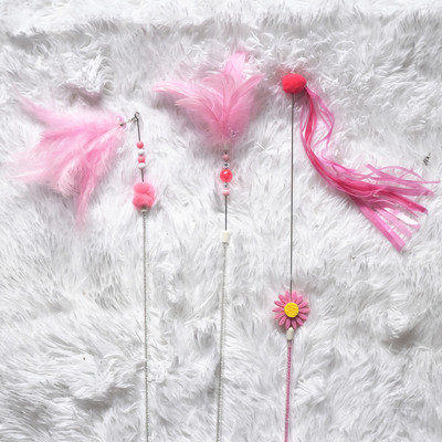 Jucărie pisică cu pene - mai multe modele