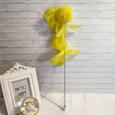 Jucărie pentru pisici tip undiță cu pene colorate