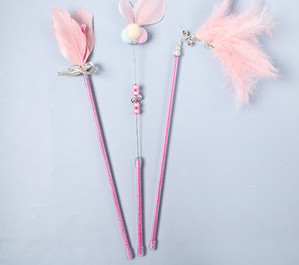 Παιχνίδι κατάλληλο για γάτες με φτερά