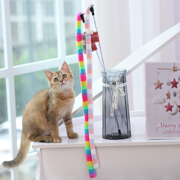 Omida de jucărie pentru pisici