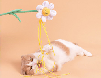 Котешка играчка в формата на цвете