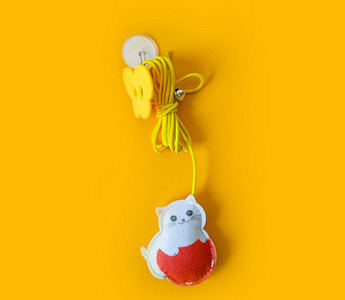 Παιχνίδι με καλάμι γάτας με διαφορετικά μενταγιόν