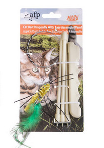 Diferite modele de undiță tip jucărie pentru pisici