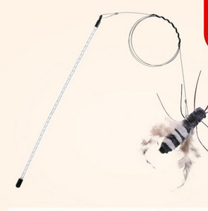 Diferite modele de undiță tip jucărie pentru pisici