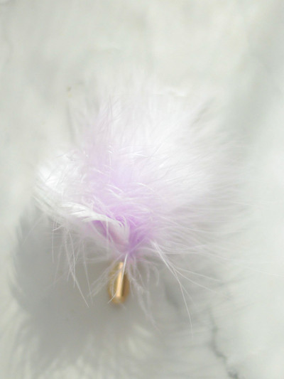 Λουρί σιλικόνης με χνούδι παιχνιδιού για γάτες