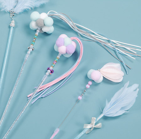 Kaķu stieņa rotaļlieta