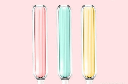 Παιχνίδι καλάμι με φτερό για γάτες σε διάφορα χρώματα