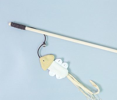 Mänguõng kassidele koos ripatsiga