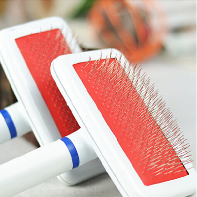 Perie de plastic sau mănușă de pisică pentru îndepărtarea părului