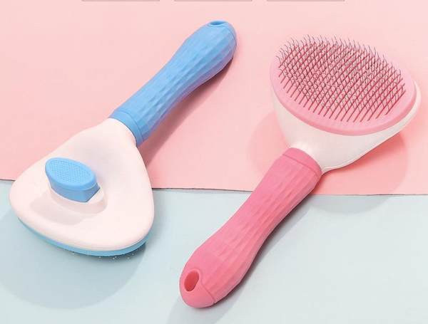 Pieptene pentru pieptănat pentru pisici - două modele