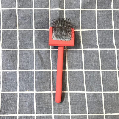 Puidust hari karvade eemaldamiseks – sobib kassidele