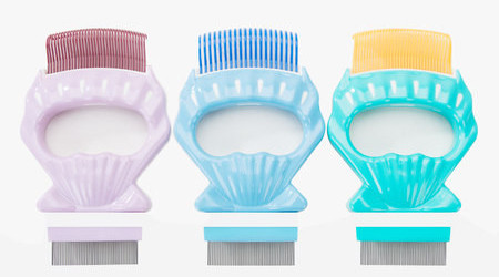 Pieptene pentru pieptănarea pisicilor cu mâner