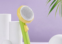 Kassidele sobiv pintsel kammimiseks ja massaažiks