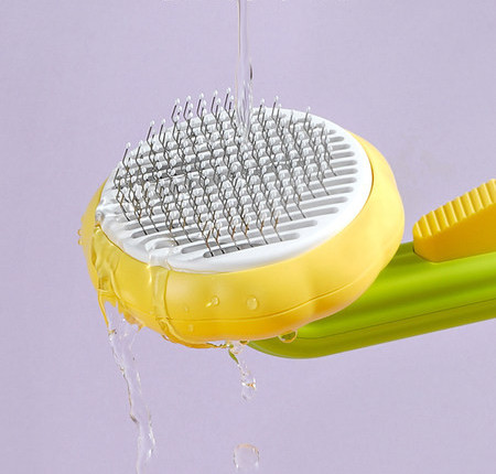 Kassidele sobiv pintsel kammimiseks ja massaažiks