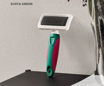 mugava kummist käepidemega kassihari