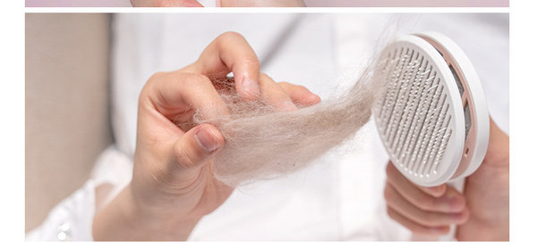 Perie pentru pisici cu funcție de curățare ușoară