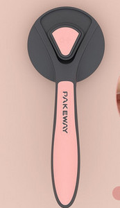 Pieptene pentru pieptănarea animalelor de companie