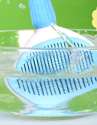 Perie pentru pisici - cu buton pentru curatare usoara