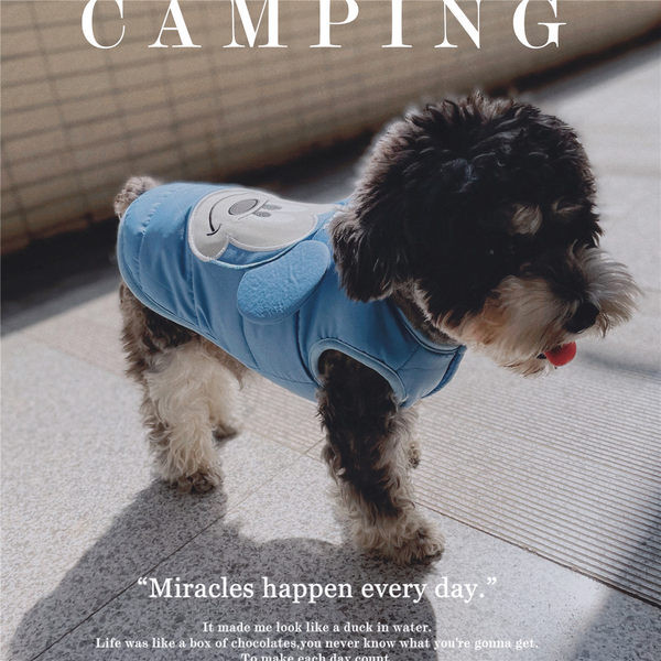 Vestă caldă pentru câini cu aplicație