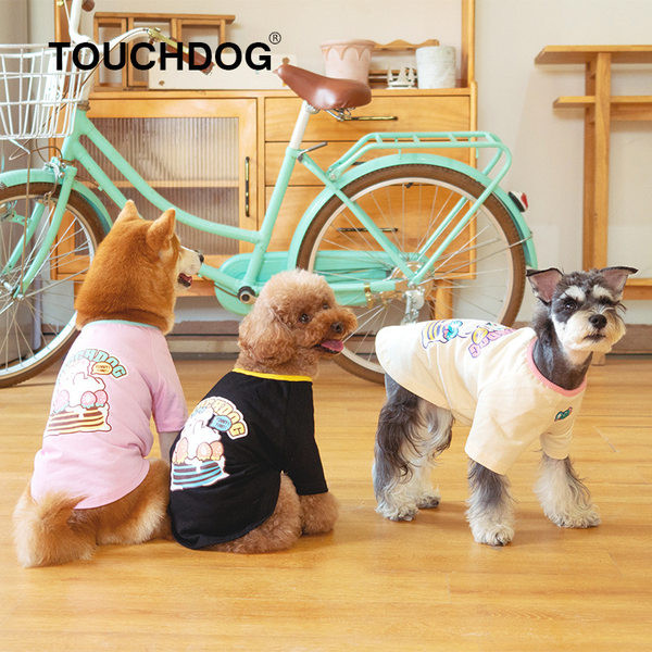 Tricou pentru caini cu aplicatie colorata