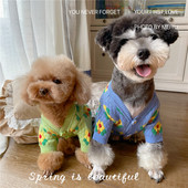 Vesta tricotata pentru caini cu model floral