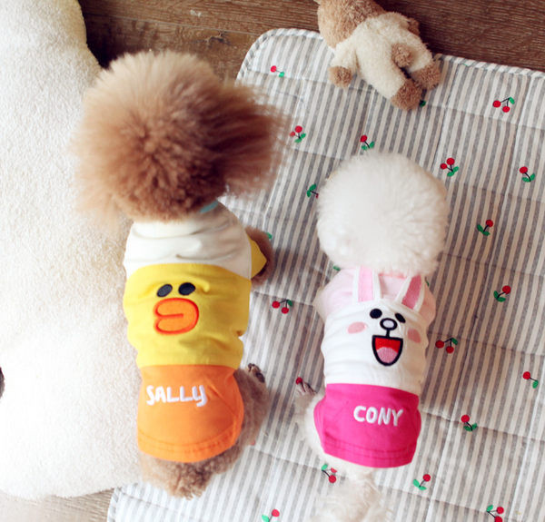 Bluză pentru câini cu aplicație colorată și broderie