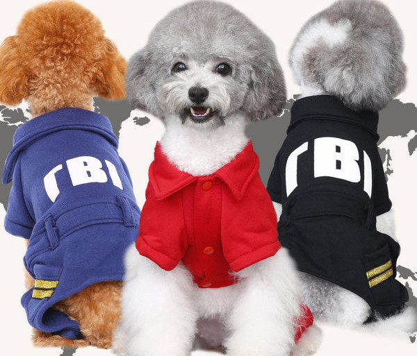 Salopeta cu nasturi pentru caini