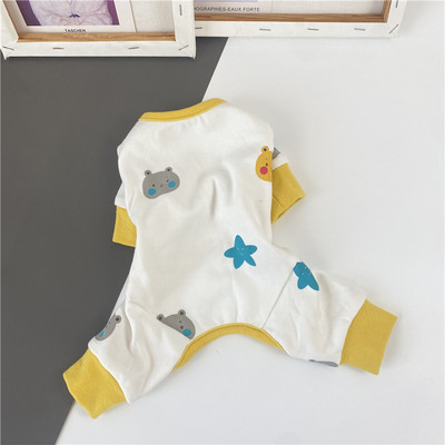 Haine colorate pentru câini